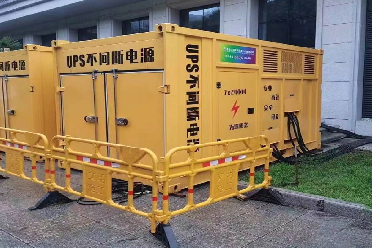 突泉发电机租赁施工现场